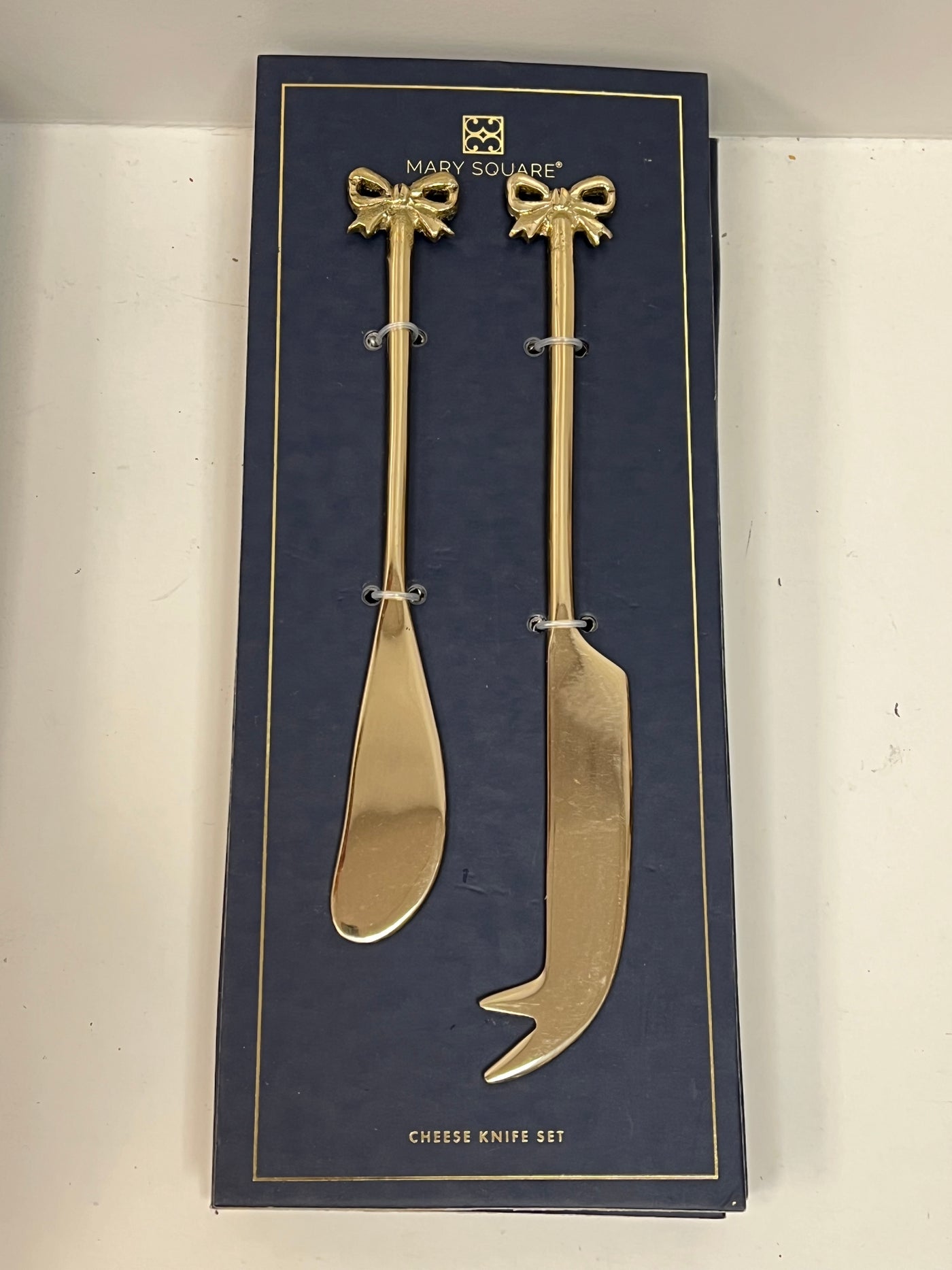 Cheese Knife Set with Bow Detail (Gold)